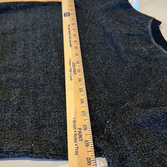 Roots Park City Child’s Medium Sweatshirt - Picture 5 of 8